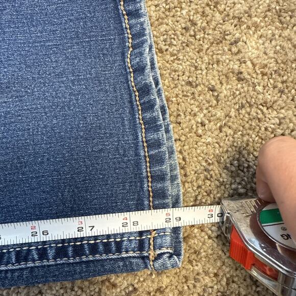 WallFlower Jeans The Luscious Curvy Fit Women's 5 Short Denim Blue Regular Pants - Picture 5 of 14